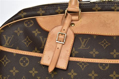 24 ore louis vuitton|louis vuitton silhouette.